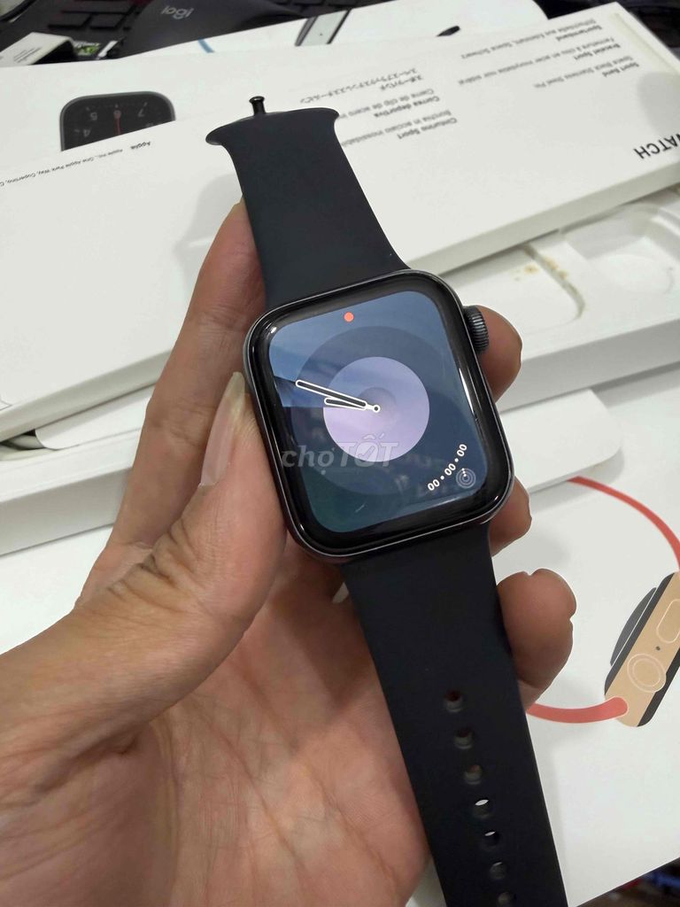 Apple Watch SE 40mm pin 77%. Mua bán Thiết bị đeo thông minh tại Quận Ba Đình Hà Nội được đăng bởi Mr Cường hình 1