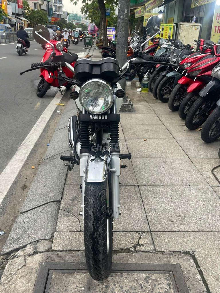 Yamaha yb125 2018 mới 90% Bstp chính chủ. Mua bán Xe máy tại Quận Tân Phú Tp Hồ Chí Minh được đăng bởi Tuanduy hình 6