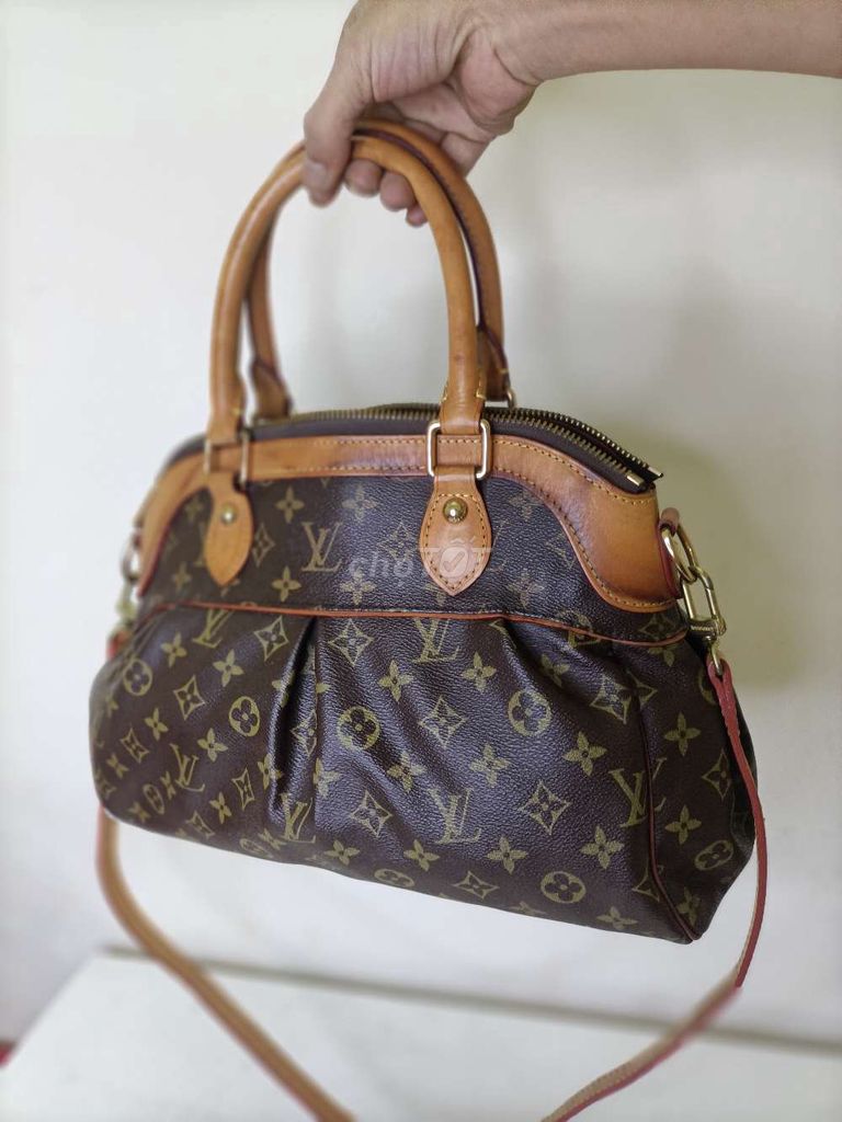 Túi xách LOUIS VUITTON aut