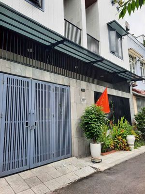 Аренда · 4 комн. · 90 м² · Quận Ngũ Hành Sơn, ул. Đường Đa Mặn Đông 4