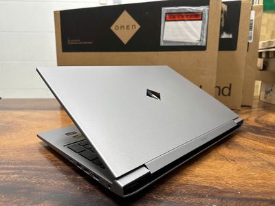 HP omen16, i7-14650HX, RTX4060, 16in 144hz, new.. Mua bán Laptop tại Quận Tân Bình Tp Hồ Chí Minh được đăng bởi Nguyễn Phi triều