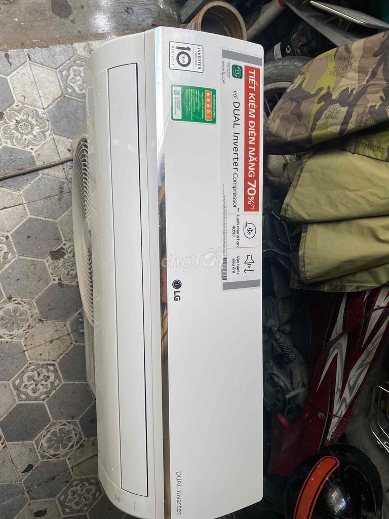 Máy lạnh LG 1 HP Inverter R32 Trắng Mới 95%. Mua bán Máy lạnh, điều hoà tại Quận Bình Tân Tp Hồ Chí Minh được đăng bởi Điện Máy Toàn Thắng hình 1