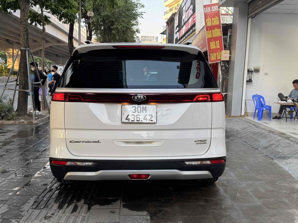 CẦN BÁN KIA CANIVAL 2.2D MÁY DẦU 8 GHẾ SIÊU MỚI. Mua bán Ô tô tại Quận Bắc Từ Liêm Hà Nội được đăng bởi Mr PHÁT THÁI HÀ AUTO hình 5