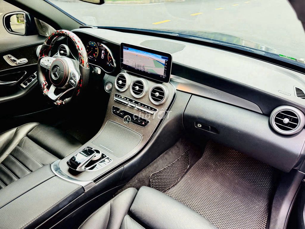Mercedes Benz C300 2019 - Màu Đen. Mua bán Ô tô tại Quận 7 Tp Hồ Chí Minh được đăng bởi Cherry hình 11