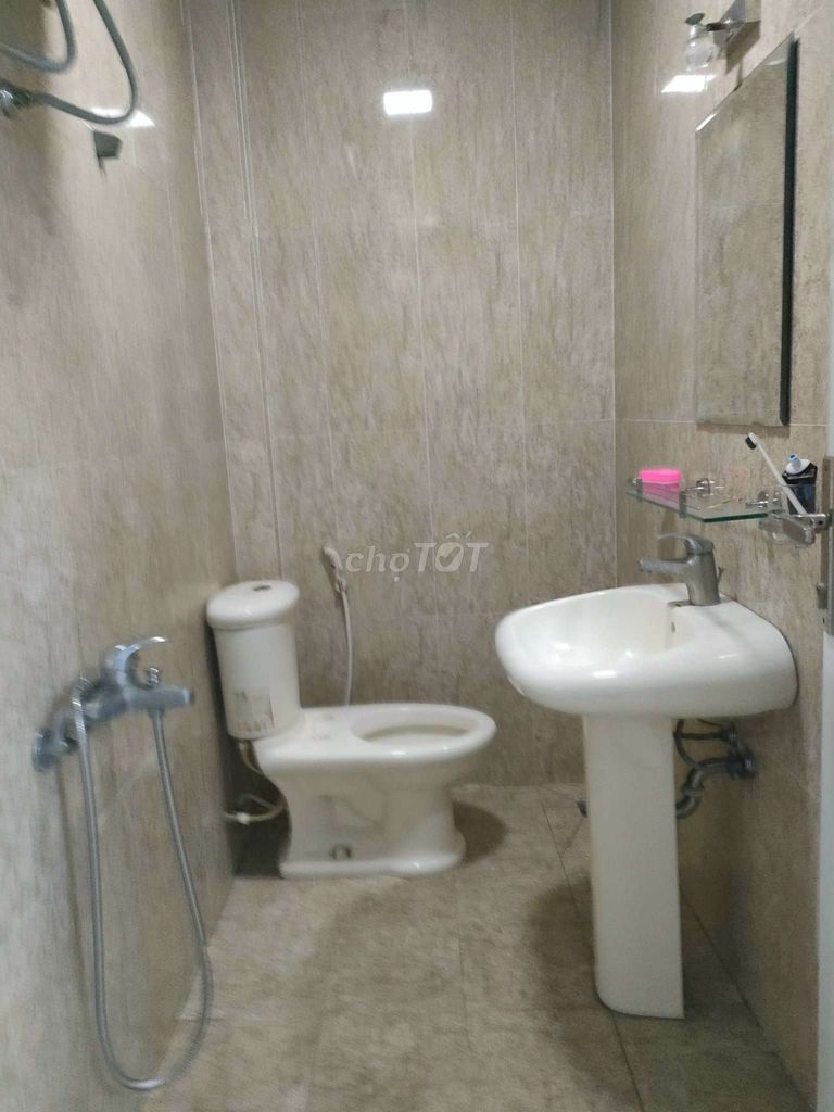 Bán nhà khu Bình Phú view công viên. Mua bán nhà ở tại Quận 6 Tp Hồ Chí Minh được đăng bởi Bảo Hòa hình 4