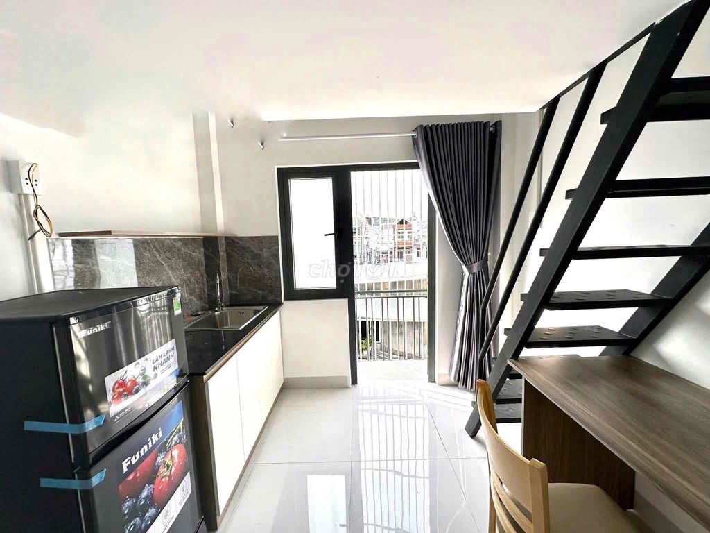 CHO THUÊ DUPLEX BAN CÔNG 25m2 NGAY TÔ HIẾN THÀNH QUẬN 10