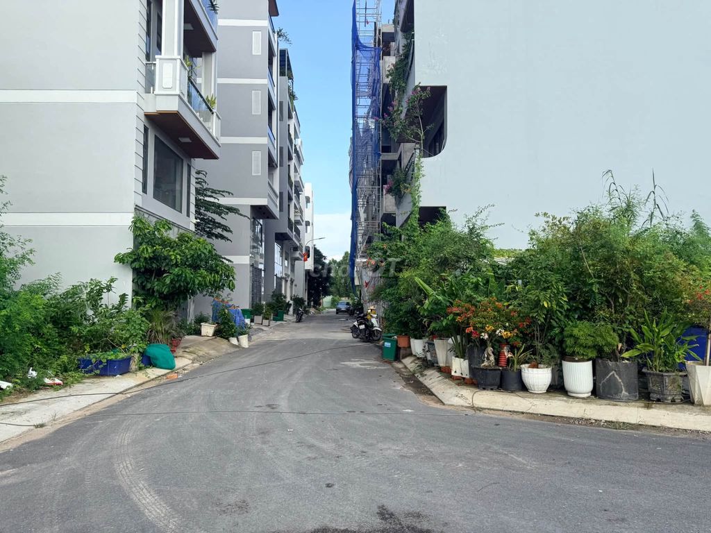 Продается дом Hoang Quoc Viet Q7, 5x12,5 м, 6 этажей, 7,2 миллиарда долларов
