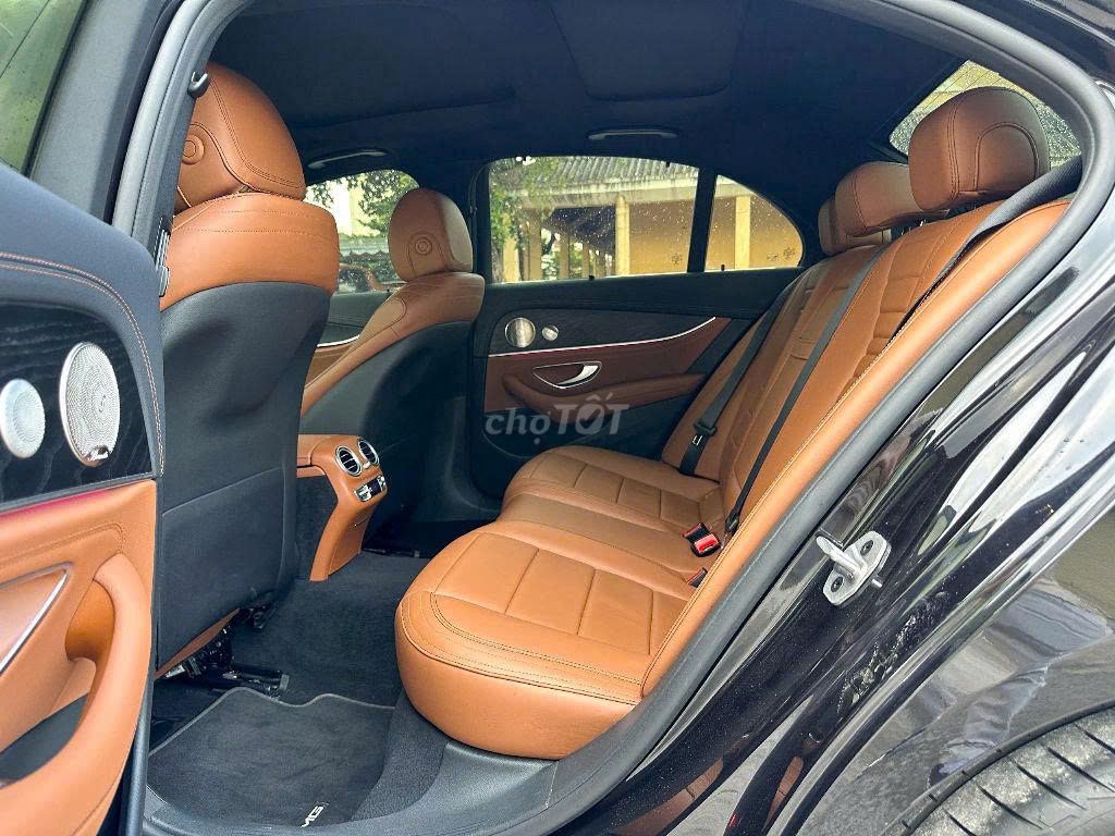 Mercedes-Benz E300 AMG 2022-29000km. Mua bán Ô tô tại Quận Gò Vấp Tp Hồ Chí Minh được đăng bởi Đoàn Thuận hình 11