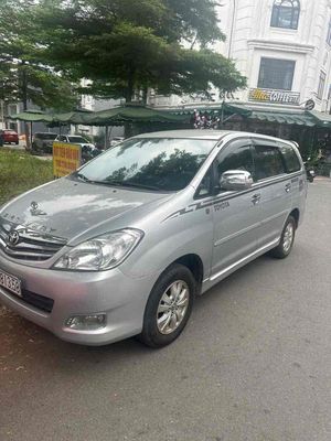 Toyota Innova Bạc Số tự động. Mua bán Ô tô tại Thành phố Thuận An Bình Dương được đăng bởi Tuan Minh