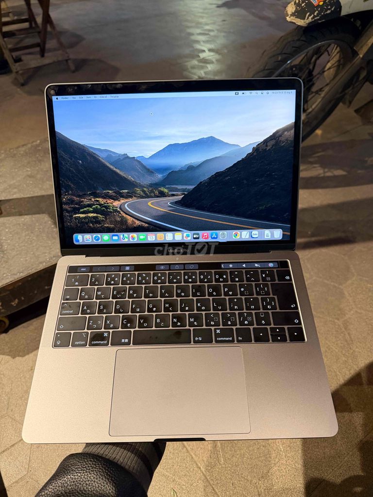 Macbook Pro 2019 i5 8GB/256GB Xám. Mua bán Laptop tại Thành phố Đà Lạt Lâm Đồng được đăng bởi LỘC ĐÀ LẠT hình 1