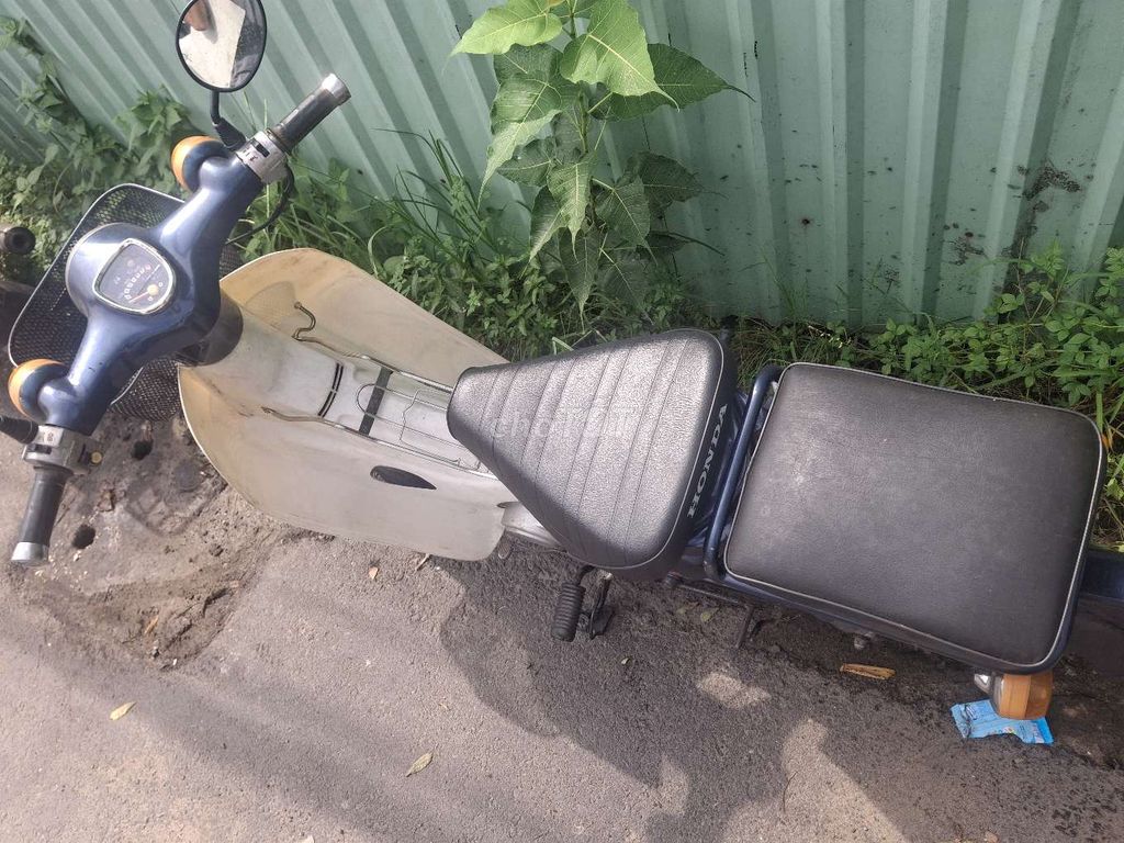 Xe cúp nhật. Mua bán Xe máy tại Thành phố Thủ Đức Tp Hồ Chí Minh được đăng bởi Tuấn. Xe Cổ hình 3