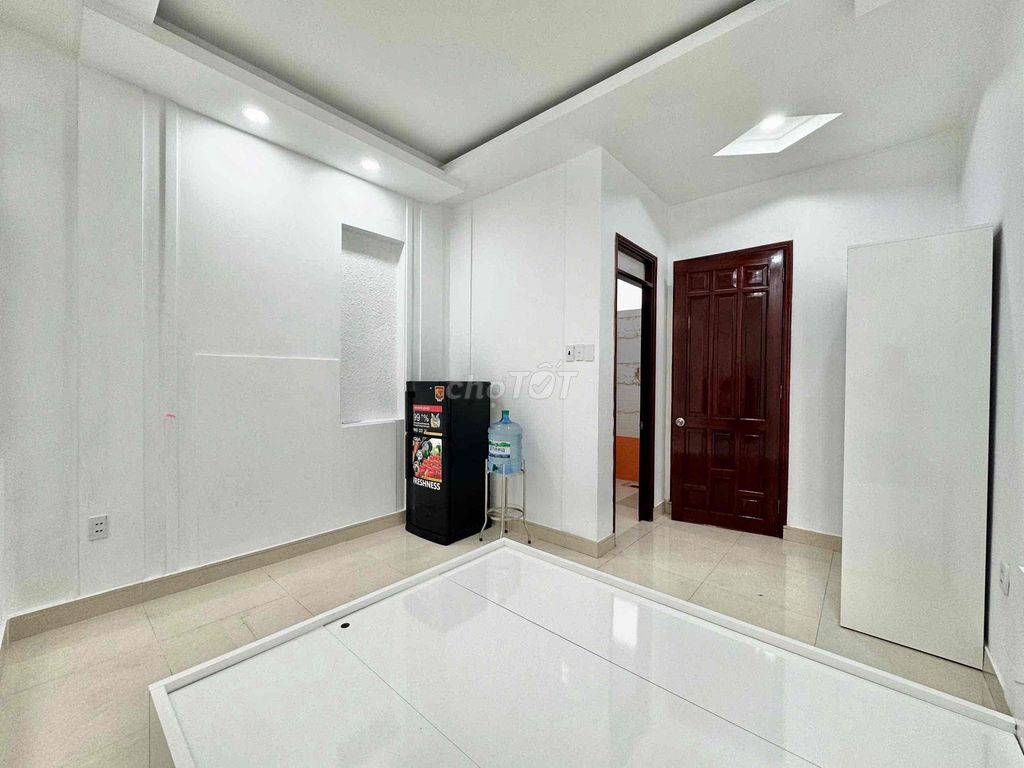 Аренда · 1 комн. · 30 м² · Quận 6, ул. Đường Chợ Lớn