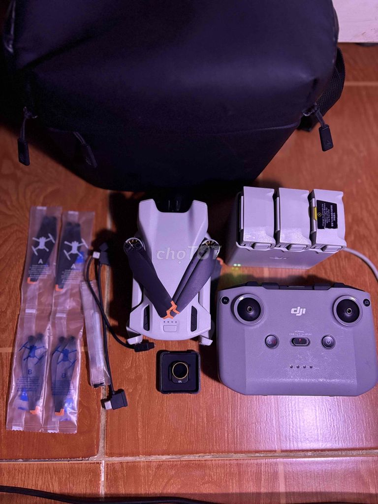 Flycam DJI Mini 3 Xám. Mua bán Máy ảnh, Máy quay tại Huyện Đức Hòa Long An được đăng bởi Tấn lợi hình 1