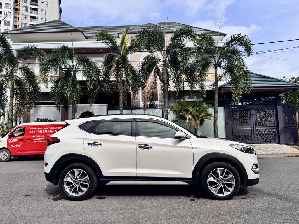 Hyundai Tucson 2.0 Full - 2018 máy dầu. Mua bán Ô tô tại Quận Gò Vấp Tp Hồ Chí Minh được đăng bởi oto cũ Gò Vấp hình 3