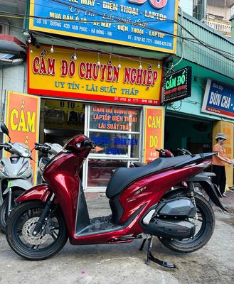 Chào bán SH150 ABS xe tháng 12 /2022 mà mới như 20. Mua bán Xe máy tại Quận Hà Đông Hà Nội được đăng bởi Nguyên Việt Anh