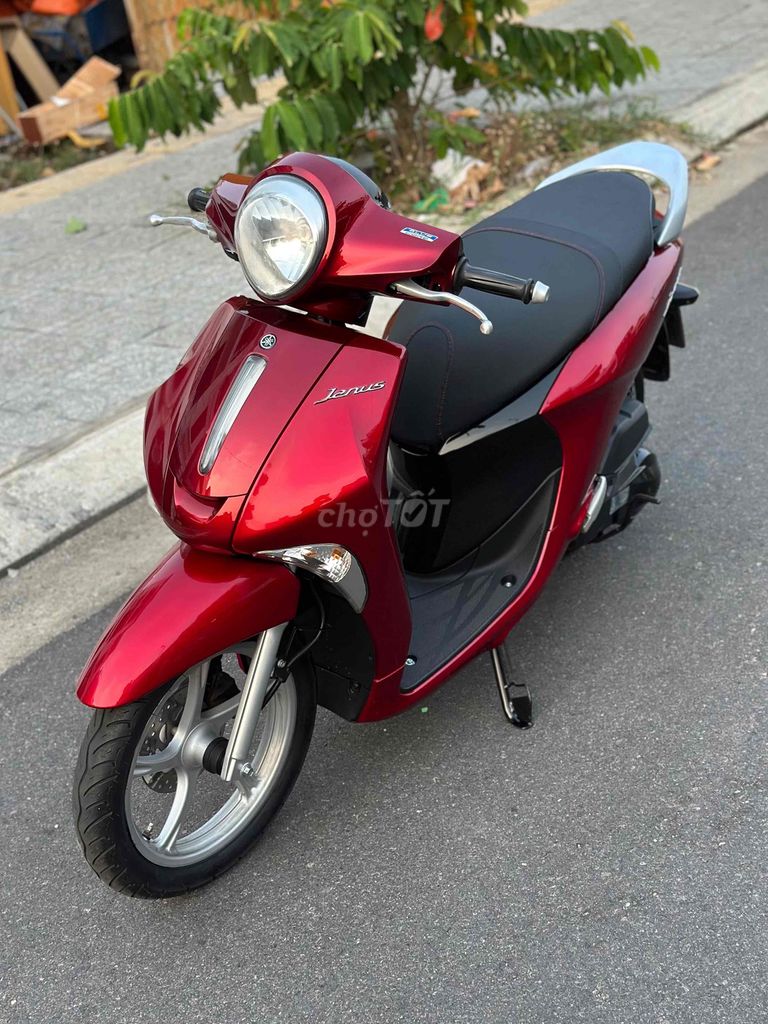 JANUS 2018 đỏ đô cực kì sang trọng 🥰. Mua bán Xe máy tại Thành phố Vũng Tàu Bà Rịa - Vũng Tàu được đăng bởi Xe Máy Cũ Vũng Tàu 72 hình 2