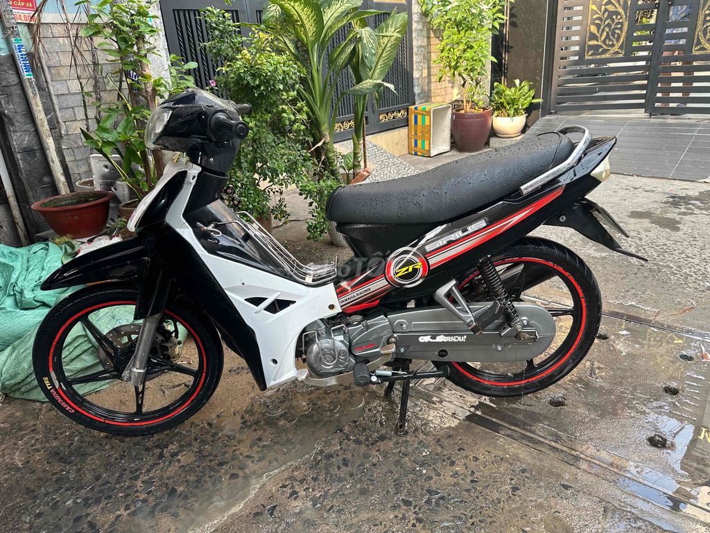 Sirius 50cc ko cần bàng lái