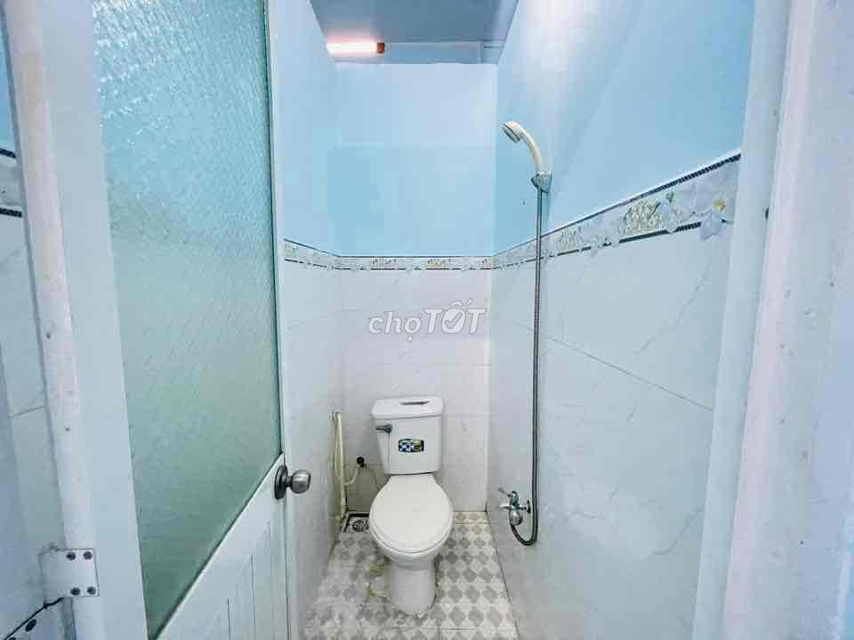 Nhà mới Hà Huy Giáp. 4mx12m, lầu đúc, 2 phòng ngủ riêng, 2 toilet