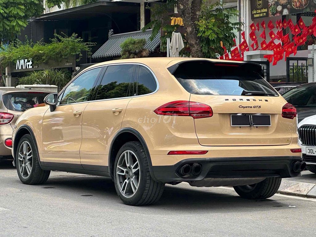 Porsche Cayenne 2011  - 11000 km. Mua bán Ô tô tại Quận Cầu Giấy Hà Nội được đăng bởi Nguyễn Quang Linh hình 3
