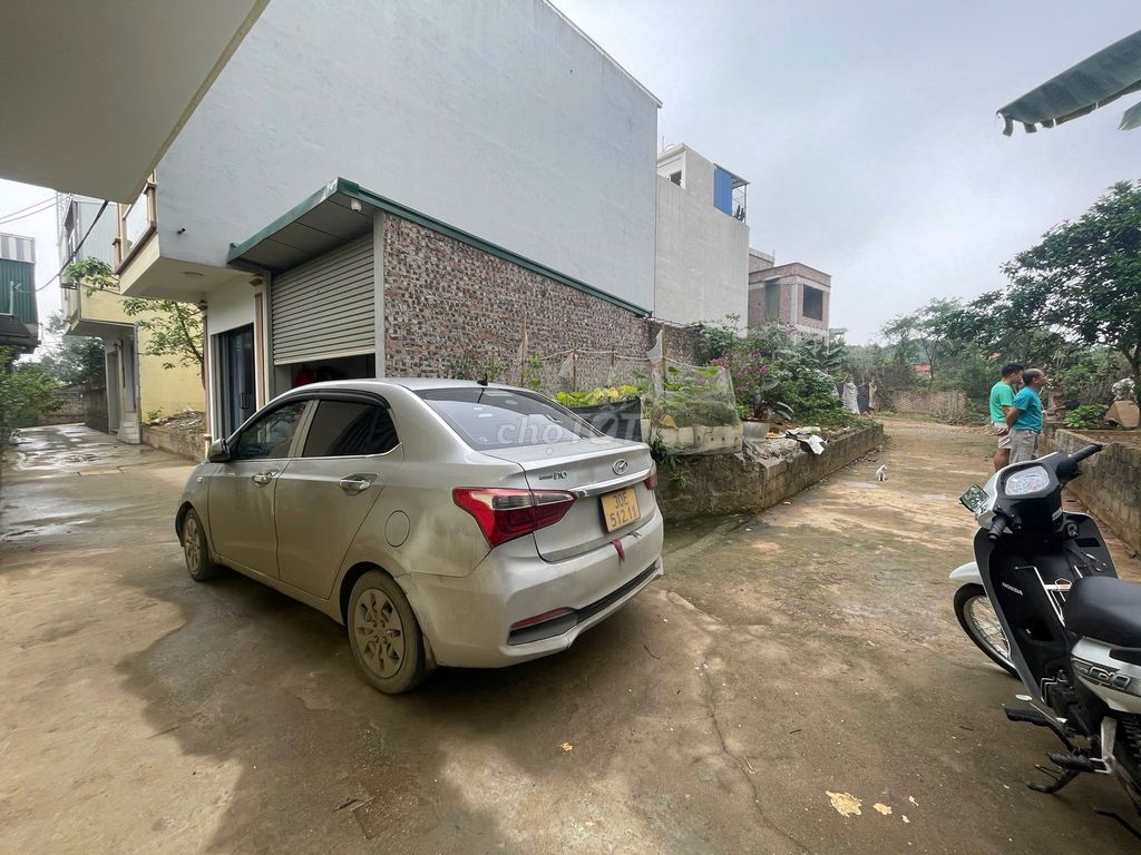 Đất liền kề đồi Hoạ sỹ Phường Chương Mỹ. Mua bán đất tại Huyện Chương Mỹ Hà Nội được đăng bởi Linh Đàm hình 2
