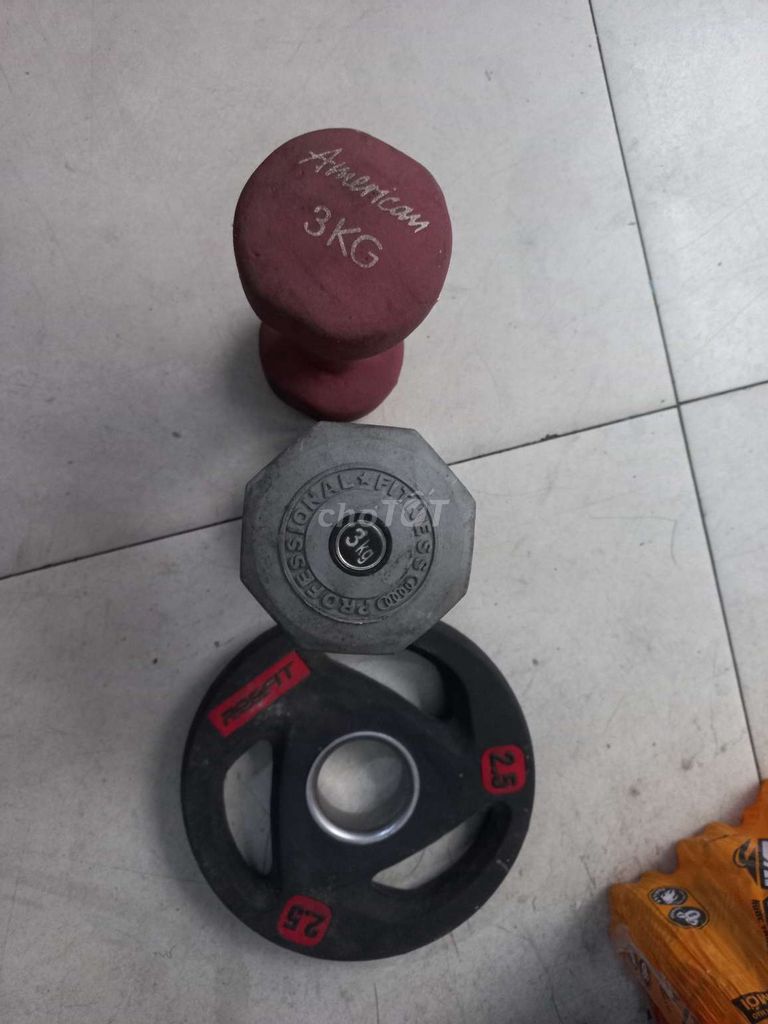 Tạ tay American 3kg Đỏ. Mua bán Đồ thể thao, Dã ngoại tại Quận 1 Tp Hồ Chí Minh được đăng bởi Anh Phát  hình 1