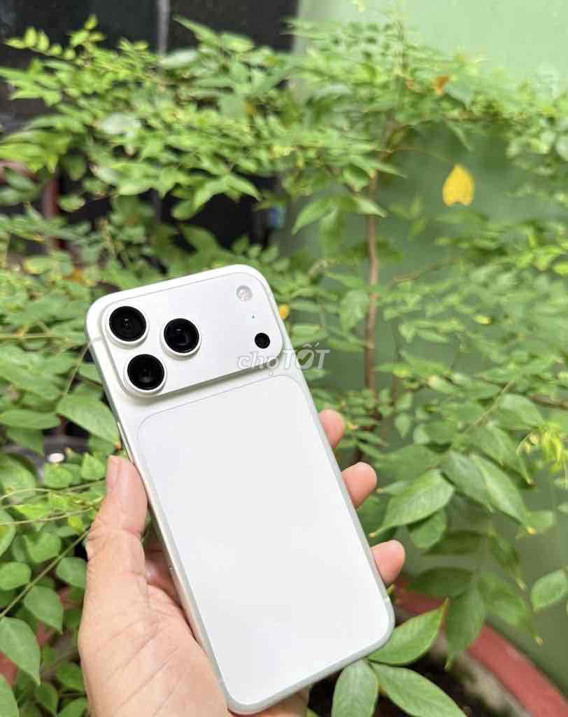 Apple iPhone 17 Pro Max 256GB Trắng. Mua bán Điện thoại tại Thành phố Mỹ Tho Tiền Giang được đăng bởi Mỹ Linh hình 1