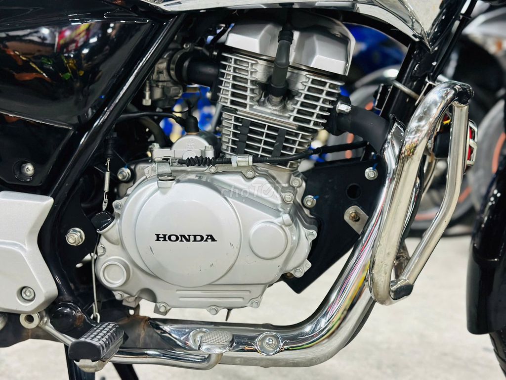 XE MÁYTHANH TÙNG_SHADOW 150 ĐEN HÀNG HIẾM CỰC ĐẸP. Mua bán Xe máy tại Quận Nam Từ Liêm Hà Nội được đăng bởi THANH TÙNG hình 5