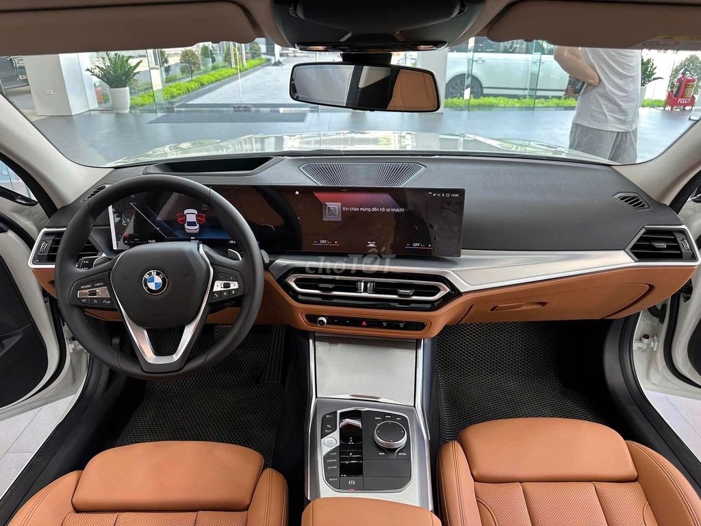 BMW 3 Series 2025 Xám xe Hot sẵn giao ngay. Mua bán Ô tô tại Quận 7 Tp Hồ Chí Minh được đăng bởi Võ Duy Nhật hình 5