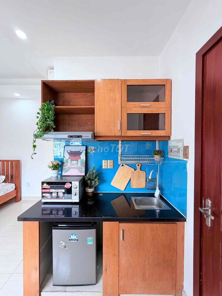 🏠 Большое окно - полностью меблировано - прямо на набережной Хоанг Са - 100% новое