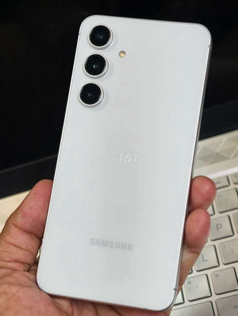 Samsung Galaxy S24 FE 256GB Trắng. Mua bán Điện thoại tại Quận Bình Tân Tp Hồ Chí Minh được đăng bởi Phú Nguyên hình 1