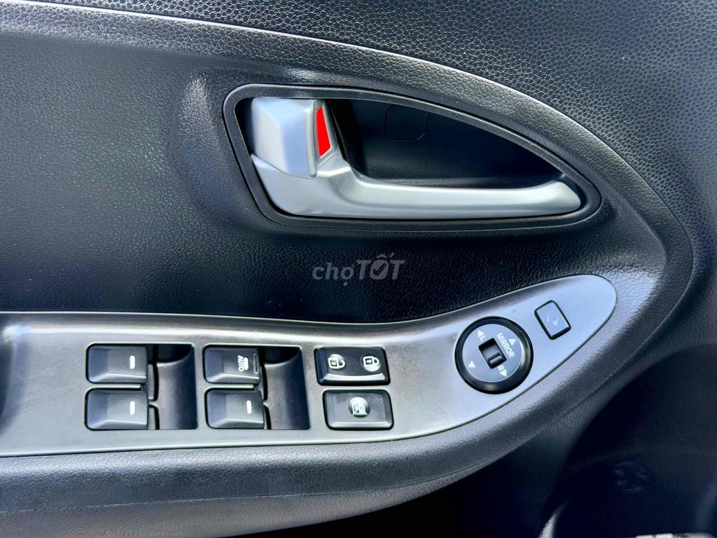 Kia Picanto 2014 S MT - 112000 km