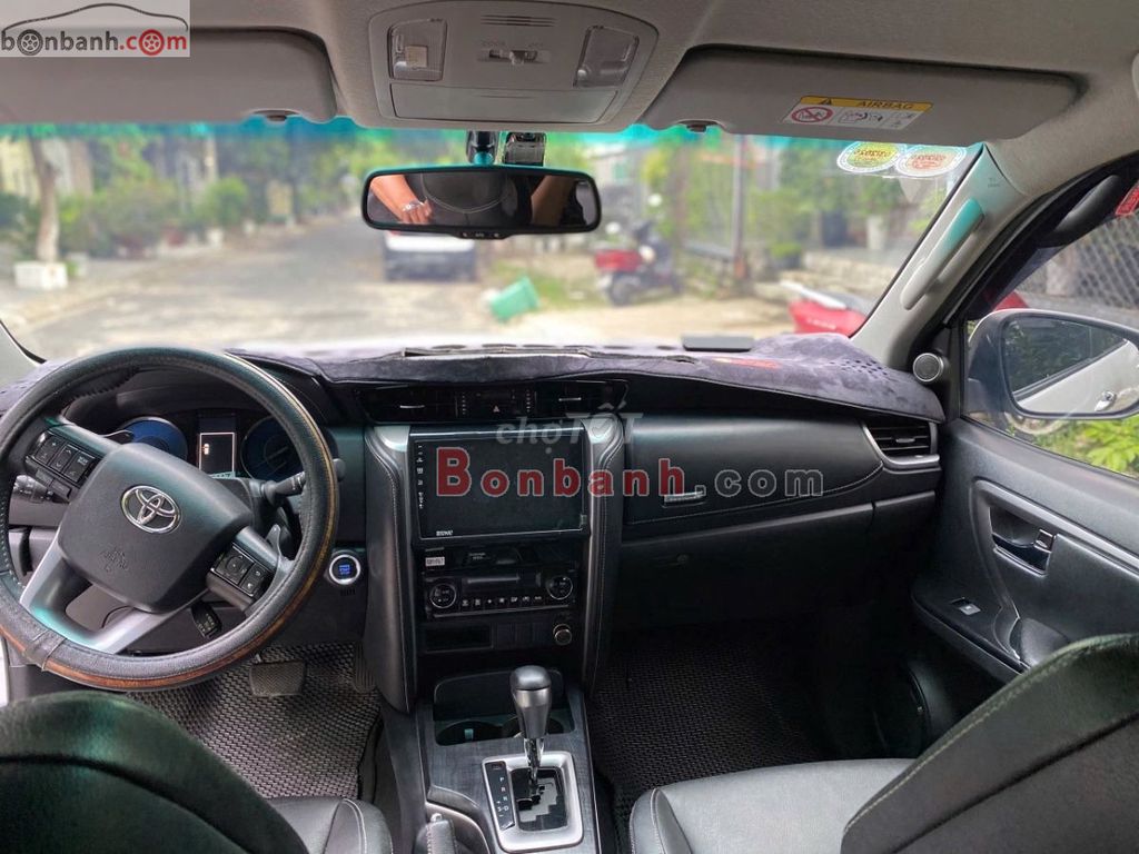 Toyota Fortuner 2.4L 4x2 AT 2022 Trắng. Mua bán Ô tô tại Thành phố Thủ Đức Tp Hồ Chí Minh được đăng bởi Hà Hồng Sâm hình 3