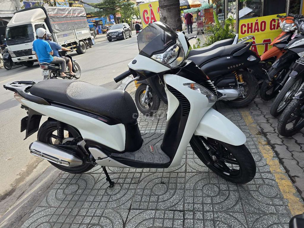 Sh 150i hàng nhập 3 cục.SM 501,máy zin,chính chủ. Mua bán Xe máy tại Huyện Hóc Môn Tp Hồ Chí Minh được đăng bởi                    CẦM ĐỒ TÍN PHÁT hình 7