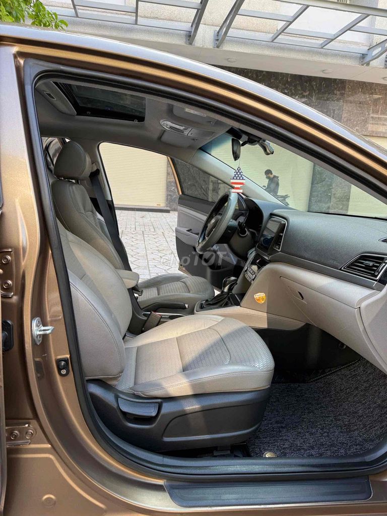 Hyundai Elantra 2016 1.6 AT - 75678 km. Mua bán Ô tô tại Thành phố Biên Hòa Đồng Nai được đăng bởi Nguyễn Long hình 14