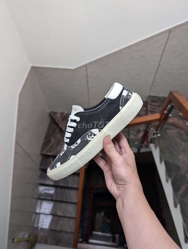 Giày đế bằng Saint Laurent Skull logo canvas sz 40