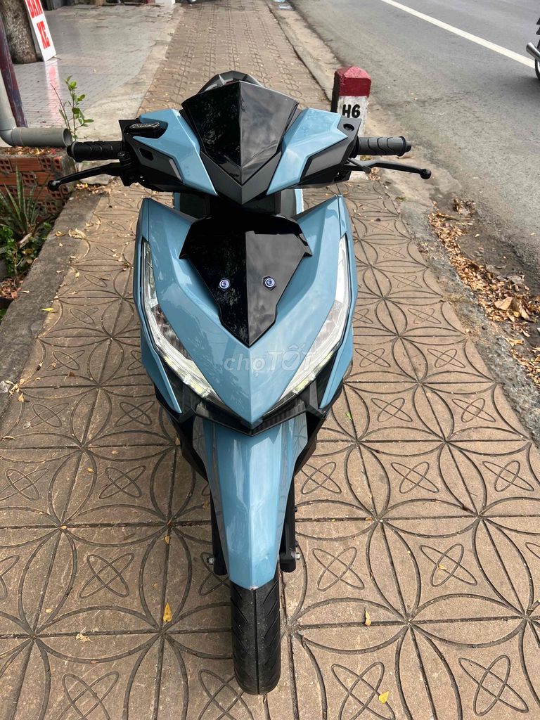 Vario 150 đời 2017 mẫu cũ.