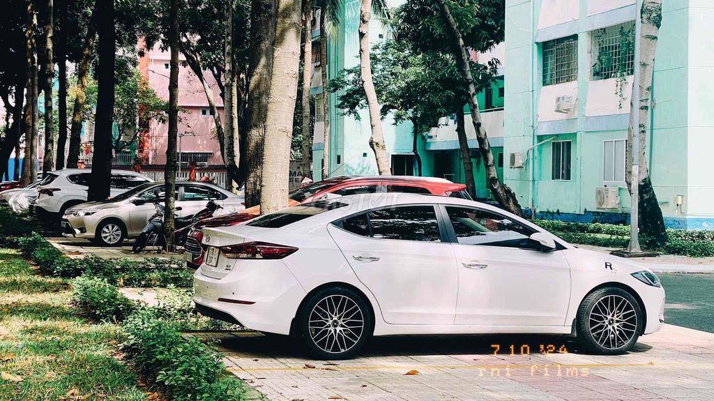 Hyundai Elantra 2018 2.0 AT - 70000 km Chính chủ