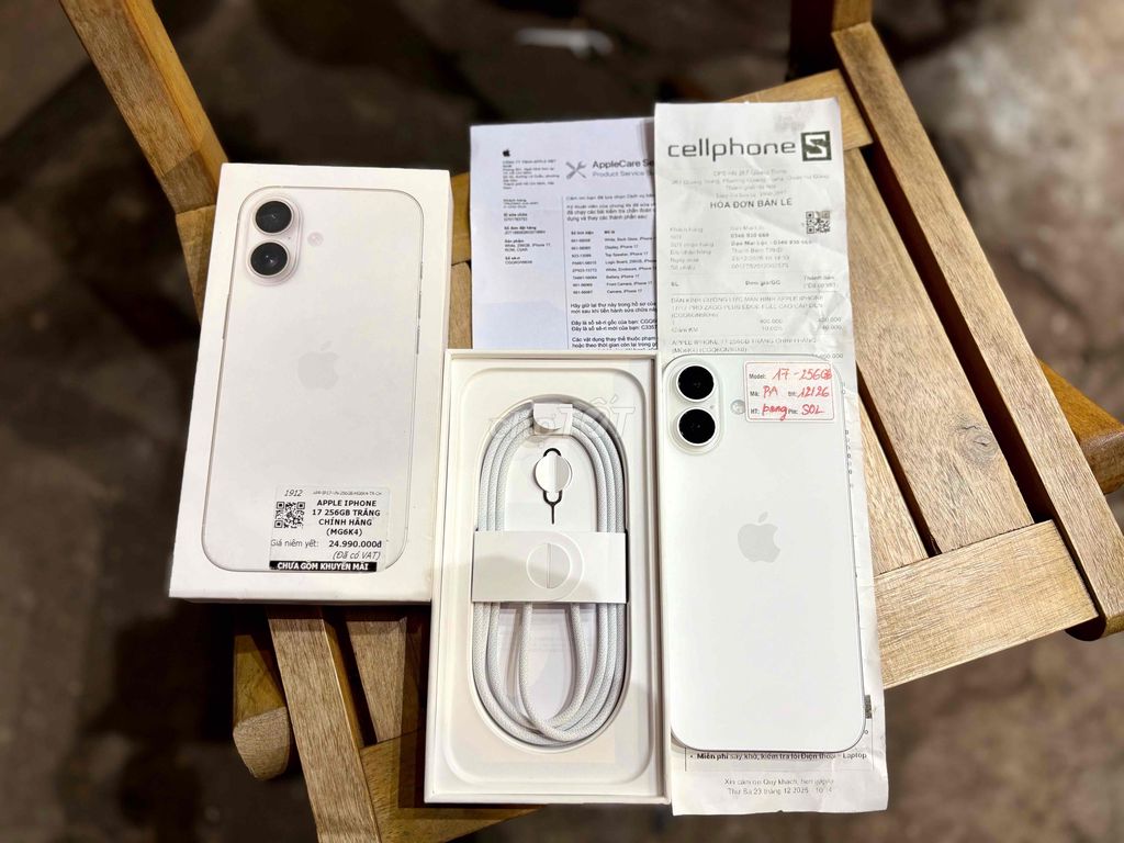 Apple iPhone 17 256GB Trắng sạc 0 lần CellphoneS. Mua bán Điện thoại tại Quận Đống Đa Hà Nội được đăng bởi Quý Hoàng hình 1