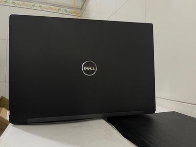 Dell 7280 Core I7 7600U 8G 256G 12.5' Cảm ứng mượt