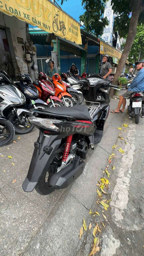 Воздушный клинок Honda 2015 черный