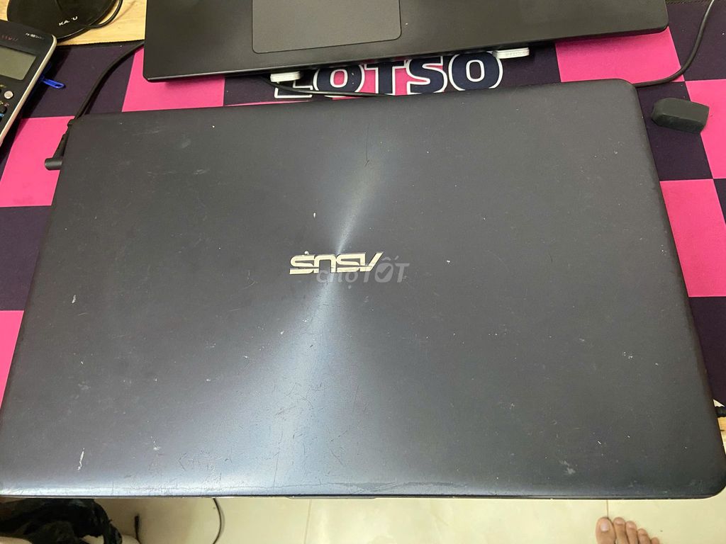 ASUS X542UR core i5- đen - thông số như trong ảnh