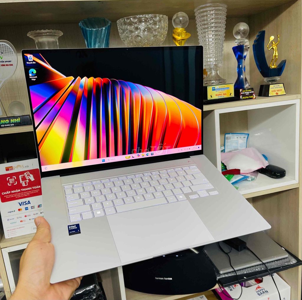 Asus Zenbook S 16 UX5606SA Ultra 7-258v ,32GB/1TB. Mua bán Laptop tại Quận Phú Nhuận Tp Hồ Chí Minh được đăng bởi LAPTOP VINA hình 1