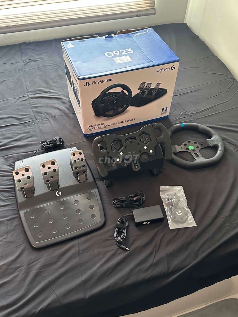 Vô lăng chơi game Logitech G923. Mua bán Thiết bị chơi game tại Quận Gò Vấp Tp Hồ Chí Minh được đăng bởi mê vô lăng đầu thai k hết hình 1