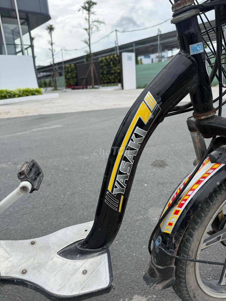 bán xe đạp điện còn êm bình cầm chạy mạnh. Mua bán Xe điện tại Quận Cái Răng Cần Thơ được đăng bởi mua bán trao đổi âm thanh chí công hình 5