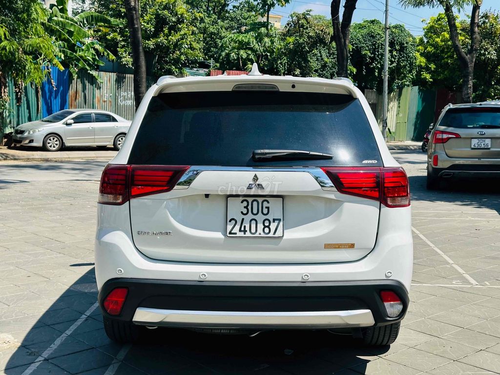 LÊN ĐỜI XE - CẦN BÁN AOLANDER. Mua bán Ô tô tại Huyện Thanh Trì Hà Nội được đăng bởi Mr Điển hình 8