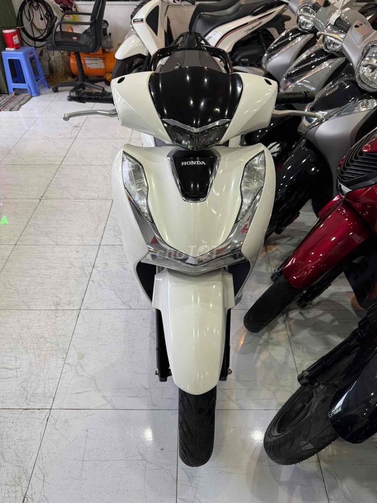 SH 125 - 2022 - Odo 7 Ngàn - Zin Êm Đẹp - BS 68. Mua bán Xe máy tại Thành phố Rạch Giá Kiên Giang được đăng bởi XE MÁY CŨ TÂN 128 hình 4