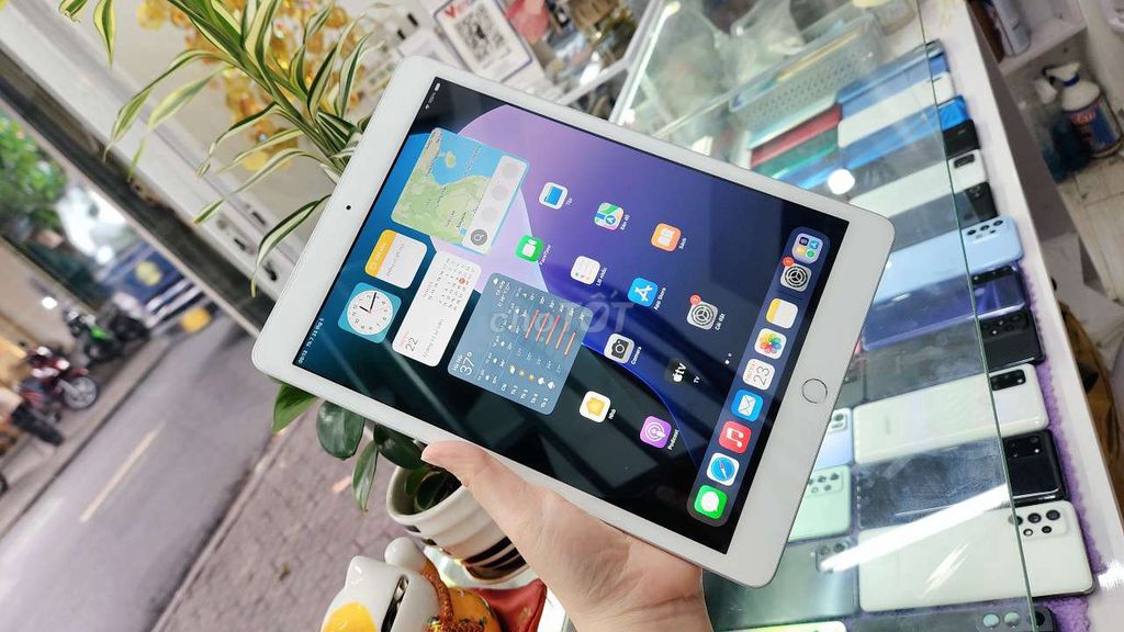 Máy tính bảng ipad ( thế hệ thứ7)/32GB. Mua bán Máy tính bảng tại Quận Ninh Kiều Cần Thơ được đăng bởi Huỳnh Ghi hình 1