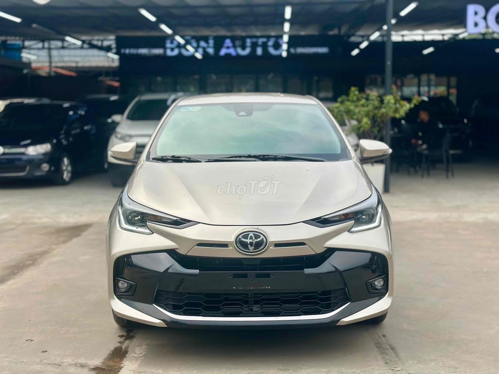 Toyota Vios 2024 G - 4300 km . màu vàng cát