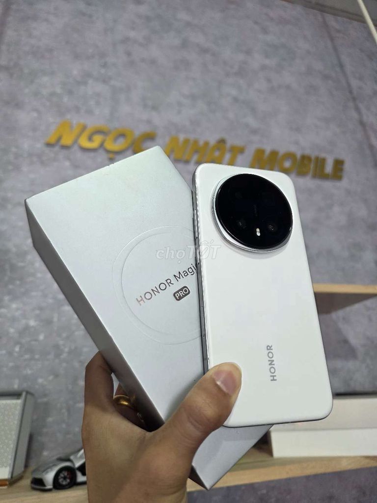 Honor Magic 8 Pro 5G (16/512) Fullbox Face ID VIP. Mua bán Điện thoại tại Thành phố Buôn Ma Thuột Đắk Lắk được đăng bởi Nguyễn Ngọc Nhật hình 1