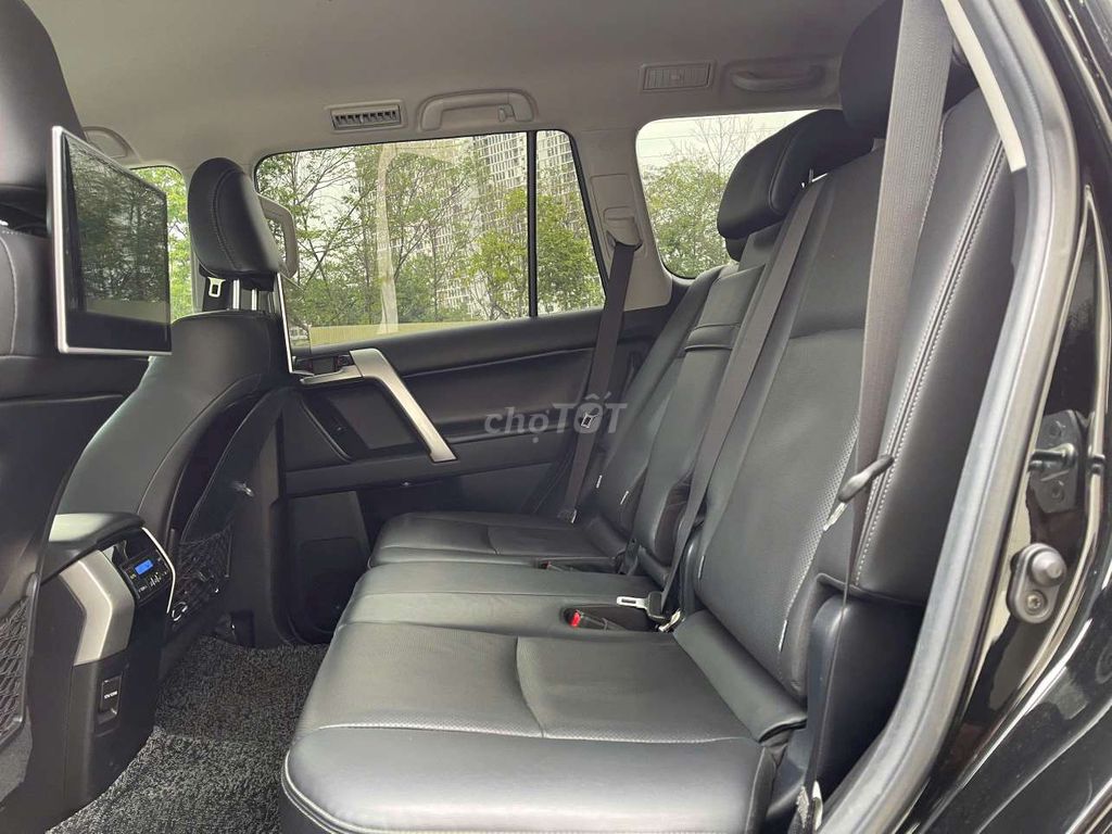 TOYOTA HÀ ĐÔNG bán Prado VX 2.7L - 6,6 vạn full LS. Mua bán Ô tô tại Quận Hà Đông Hà Nội được đăng bởi Toyota Hà Đông hình 12
